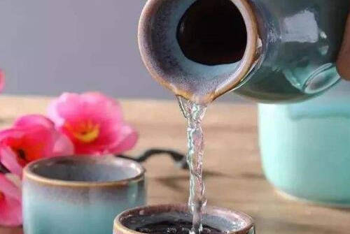 贵州茅台涨跌「贵州茅台为什么跌那么多」